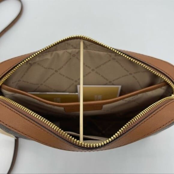 Michael Kors Large EW Crossbody Bag Brown - Picture 9 of 11